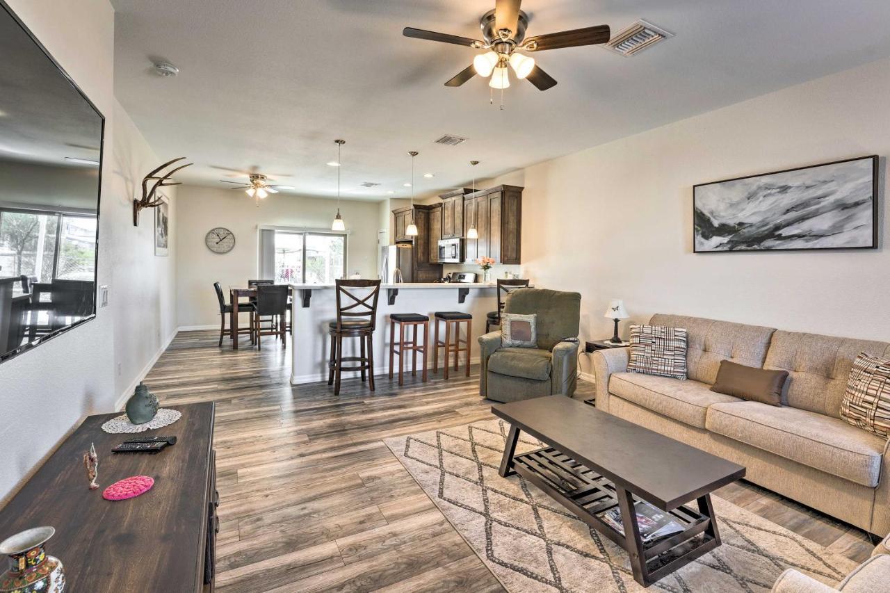 Pet-Friendly Retreat - 1 Block To Colorado River! Bullhead City Exteriör bild
