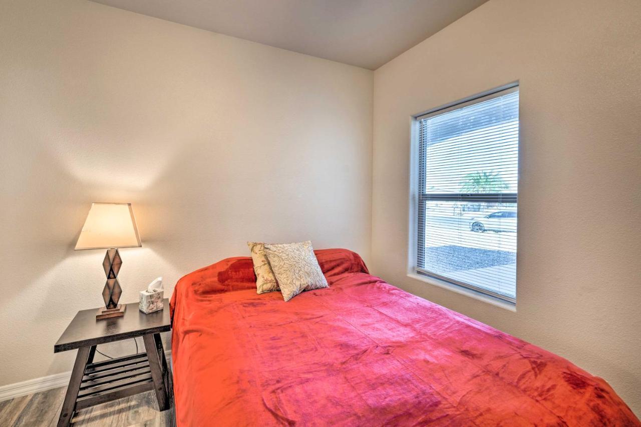 Pet-Friendly Retreat - 1 Block To Colorado River! Bullhead City Exteriör bild