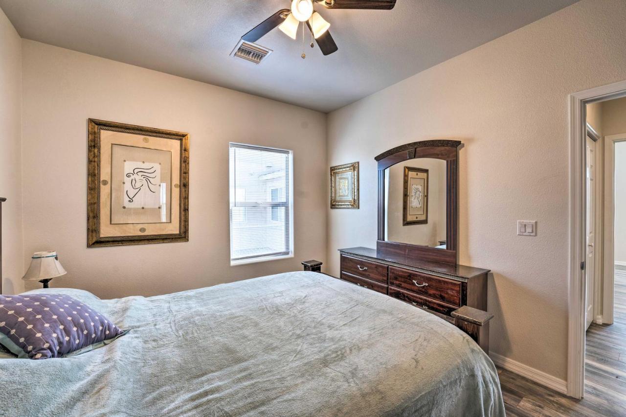 Pet-Friendly Retreat - 1 Block To Colorado River! Bullhead City Exteriör bild